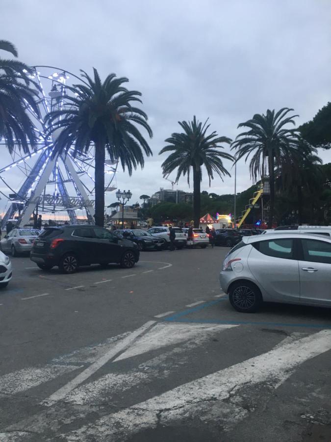 In Centro A Rapallo Bagian luar foto