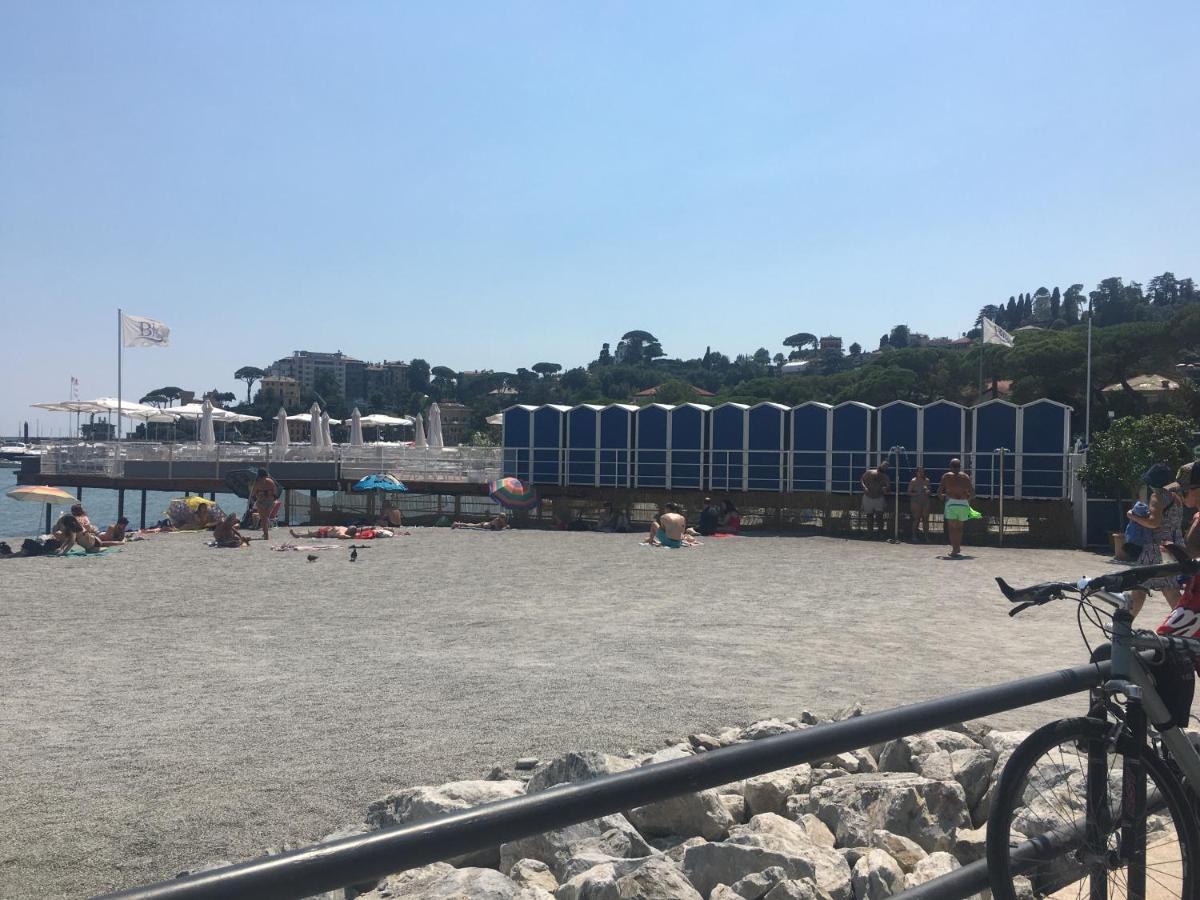 In Centro A Rapallo Bagian luar foto